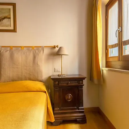 فندق مبيت وإفطار Casacenti *