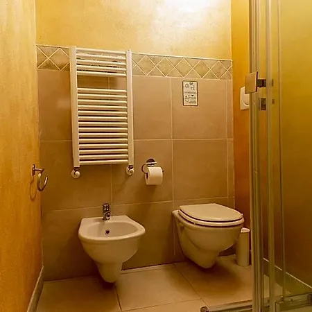 فندق مبيت وإفطار Casacenti *