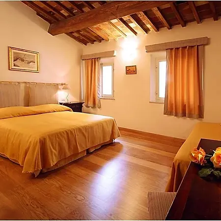 فندق مبيت وإفطار Casacenti