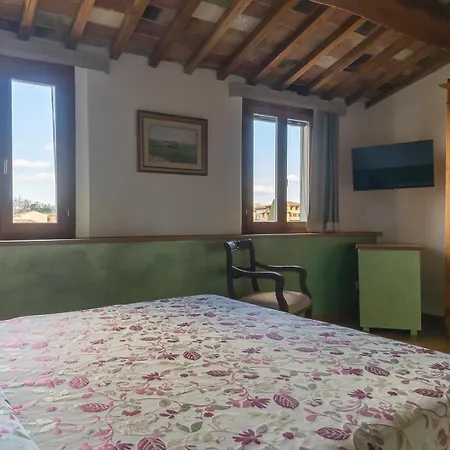 Casacenti Bed and Breakfast