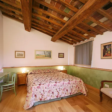 Couette-café Casacenti Sienne